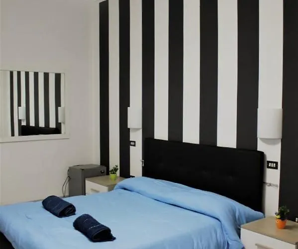 B&B Napoli Centrale לינה וארוחת בוקר נאפולי